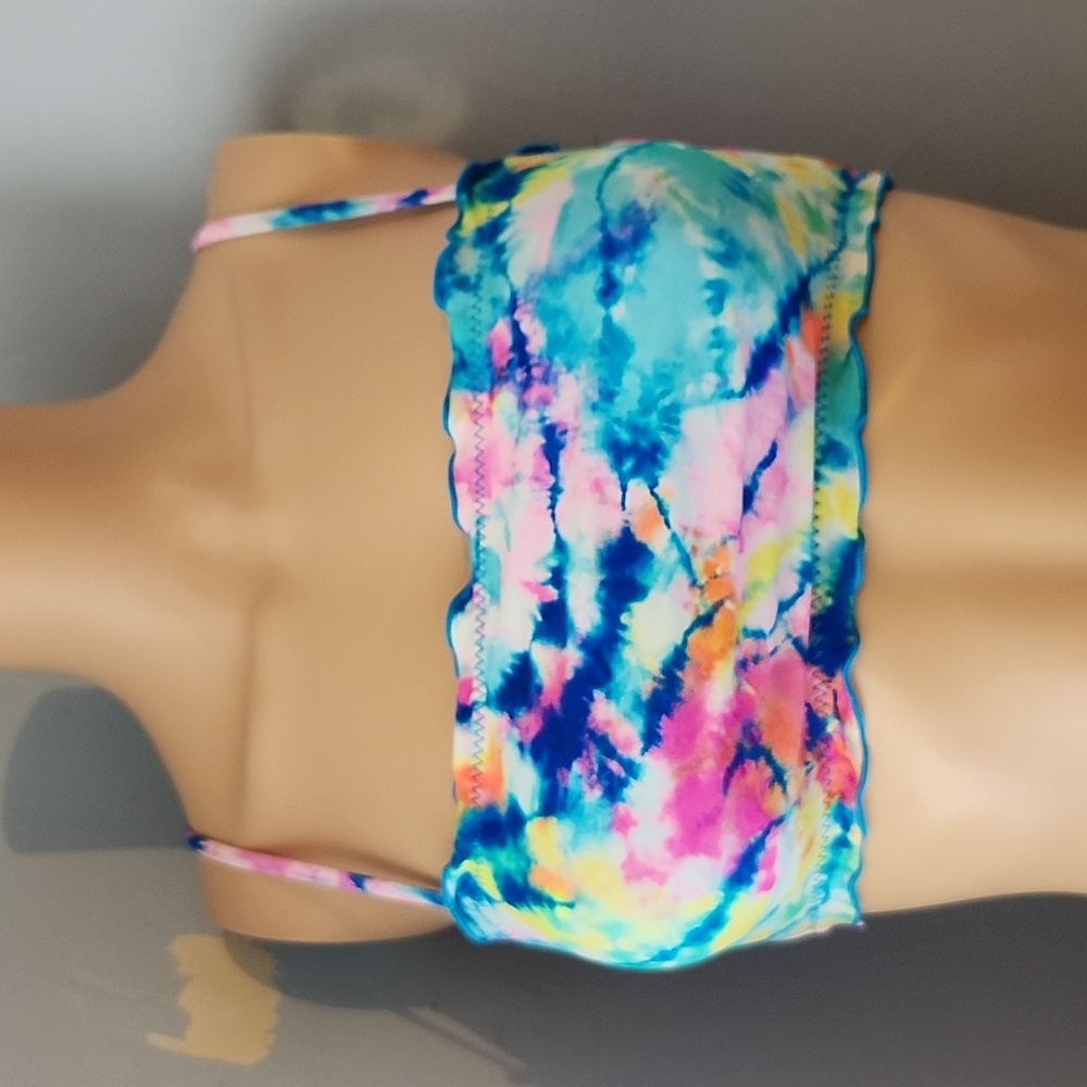 💙🍭5 for $25🍭NWOT SWIM TOP